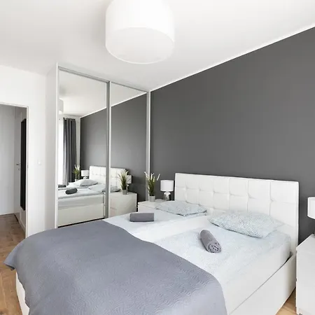 Elegancki 3city W Gdyni Z Parkingiem By Renters Apartment